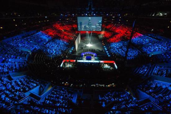 时隔374天Uzi官宣复出加入EDG，再度与FoFo做队友